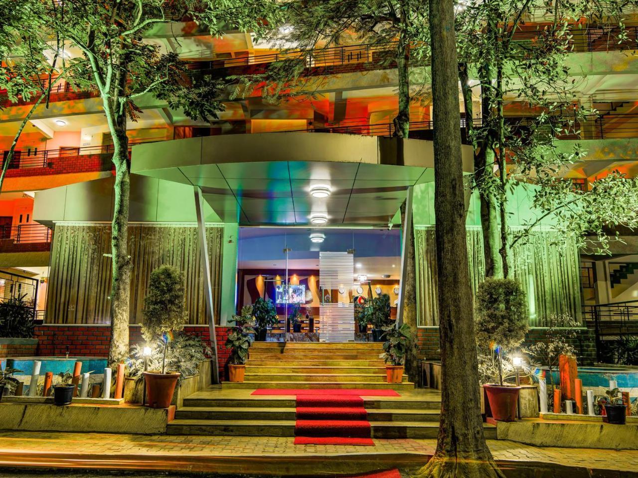 Gardeenia Comfortes Suites-Fully Vaccinated Staff Bangalore Bagian luar foto