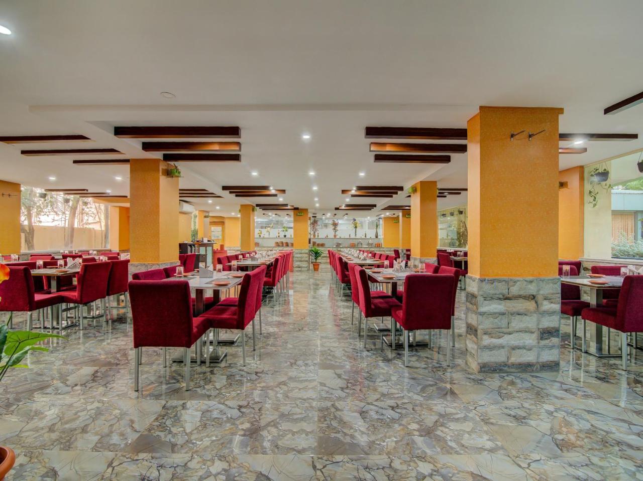 Gardeenia Comfortes Suites-Fully Vaccinated Staff Bangalore Bagian luar foto
